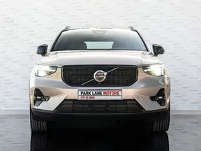 Volvo XC40 2024