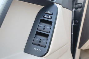 Toyota Land Cruiser Prado 2021