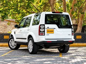 Land Rover LR4 2015
