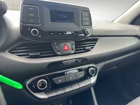 Hyundai i30 2022