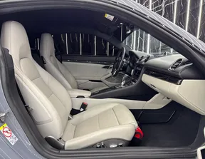 Porsche Cayman 718 2023