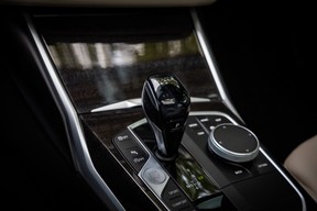 BMW 3 Series 330 2019