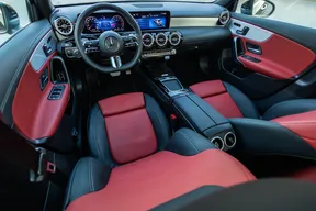 Mercedes-Benz A-Class 200 2023