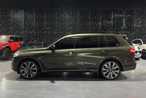 BMW X7 M60 2024