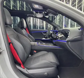 Mercedes-Benz E-Class 53 AMG 2025