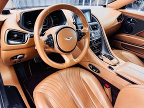 Aston Martin DB11 2018