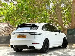 Porsche Cayenne GTS 2021