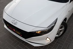 Hyundai Elantra / Avante 2023
