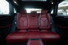 Porsche Macan S 2024