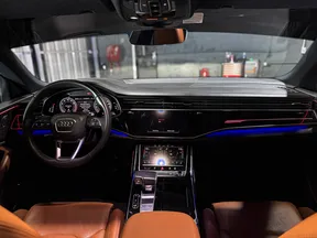 Audi Q8 2022