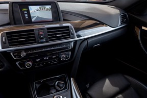 BMW 3 Series 318 2018