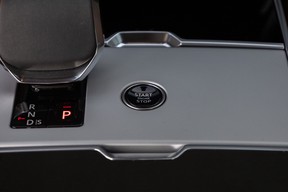 Land Rover Range Rover 2024