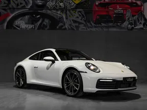 Porsche 911 Carrera 4 2023