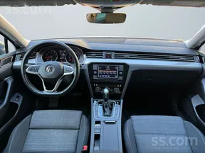 Volkswagen Passat 2021