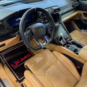 Lamborghini Urus 2021