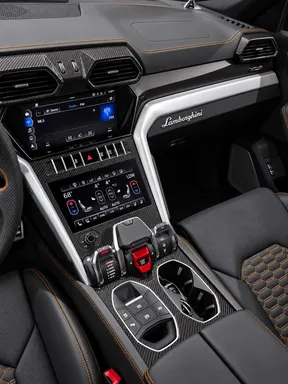 Lamborghini Urus 2021