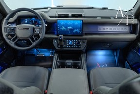 Land Rover Defender Octa 2025