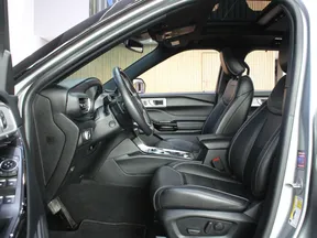 Ford Explorer ST 2022