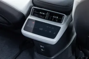 Polestar 4 2025