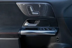 Mercedes-Benz GLA 200 2021