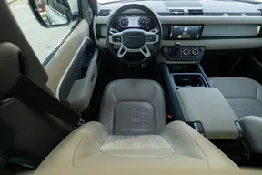 Land Rover Defender 110 2022