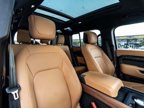 Land Rover Defender 110 2024