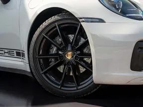 Porsche 911 Carrera 2024