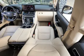 Toyota Land Cruiser 2023