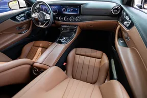 Mercedes-Benz E-Class 200 2019