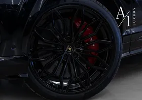 Lamborghini Urus 2025