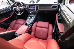 Porsche Macan GTS 2017