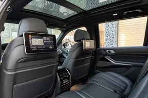 BMW X7 50 2020