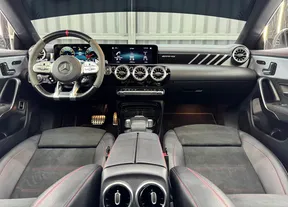 Mercedes-Benz CLA 35 AMG 2021