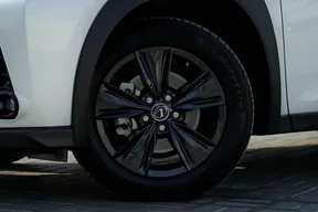 Lexus UX 2023
