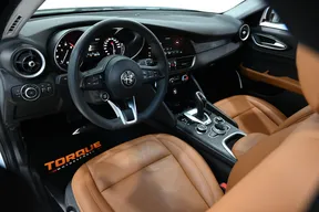 Alfa Romeo Giulia 2022