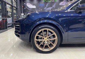 Porsche Cayenne 2024