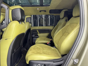 Land Rover Defender 110 2022