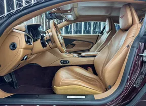 Aston Martin DB11 2018