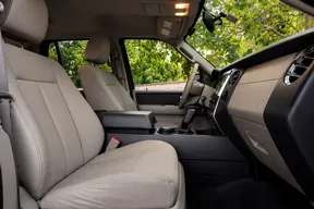 Ford Expedition Limo 2014
