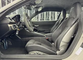 Porsche Cayman 718 GT4 2020
