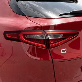 Alfa Romeo Stelvio 2023