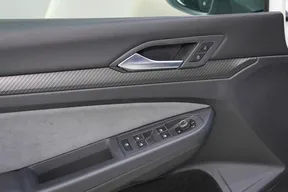 Volkswagen Golf R 2022