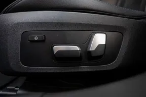 BMW 3 Series 330 2020