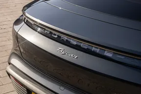 Porsche Taycan 2024