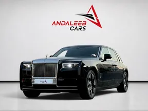 Rolls-Royce Phantom 2025