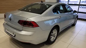 Volkswagen Passat 2022