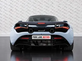 McLaren 720S 2022