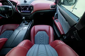 Maserati Ghibli 2021