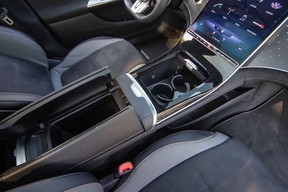 Mercedes-Benz EQE AMG 43 2023