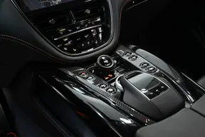 Aston Martin DBX 2023
